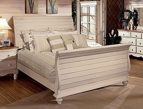 1172-576 WILSHIRE Collection Sleigh Bed
