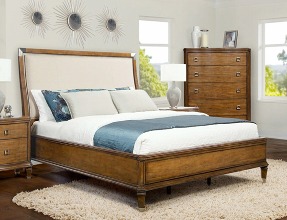 S7115 Traveler Boutique Collection Bed - Q size